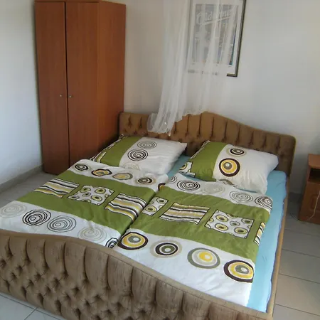 Nr1 Casa vacanze Balatonszarszo