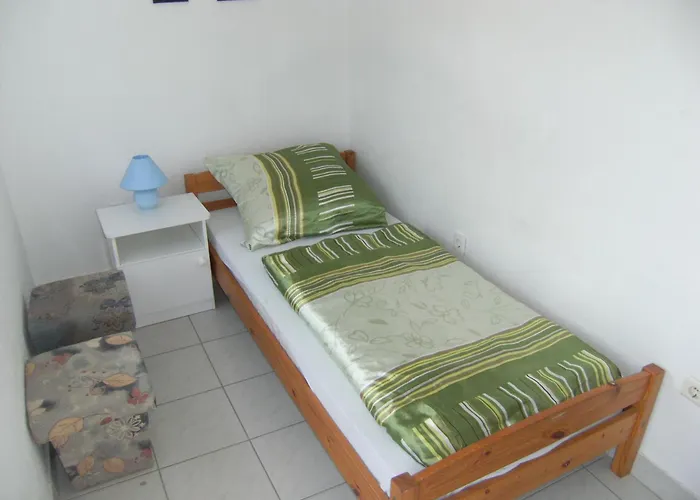 Nr1 * Balatonszarszo