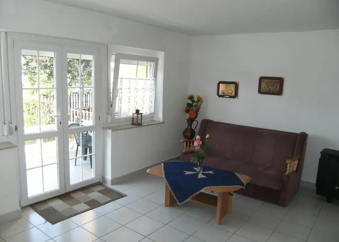 Semesterbostad Nr1 Balatonszarszo